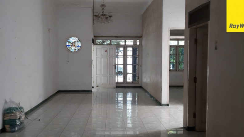 Rumah SHM di Jalan Kupang Baru, Surabaya