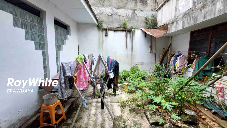 DIJUAL RUMAH DI HARGA NJOP DI FATMAWATI, CILANDAK, HITUNG TANAH SAJA, DEKAT MRT CIPETE, SHM