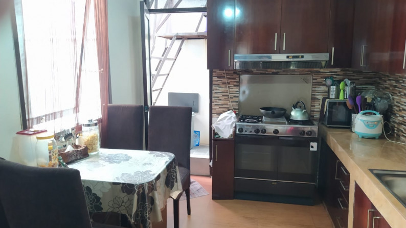 Dijual Rumah di Taman Legian - Lippo Karawaci Utara - Tangerang