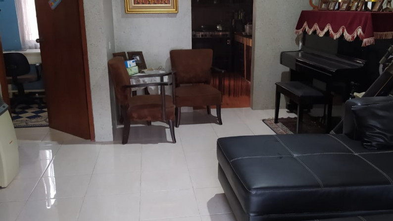 Dijual Rumah di Taman Legian - Lippo Karawaci Utara - Tangerang