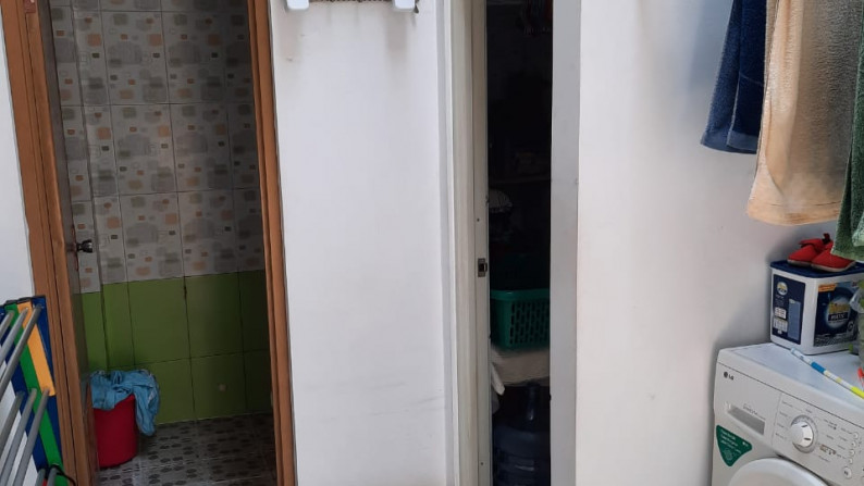 Dijual Rumah di Taman Paraahyangan 7 - Lippo Karawaci Tangerang