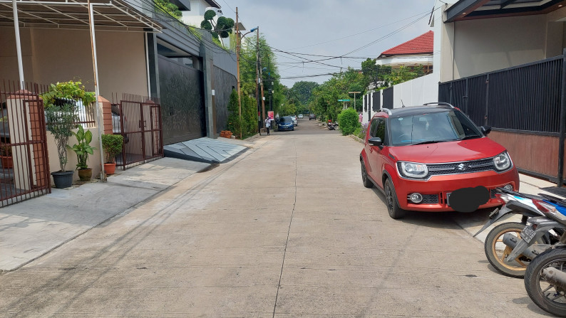 Rumah Tua Hitung Tanah Kelapa Gading