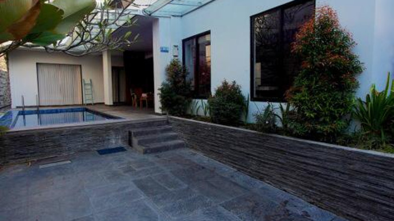 Strategically located modern villa in Seminyak