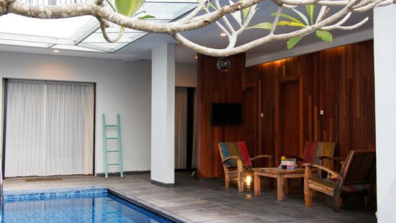 Strategically located modern villa in Seminyak