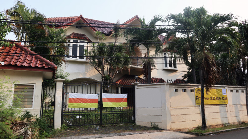 DIJUAL RUMAH di Pejaten Barat Jakarta Selatan