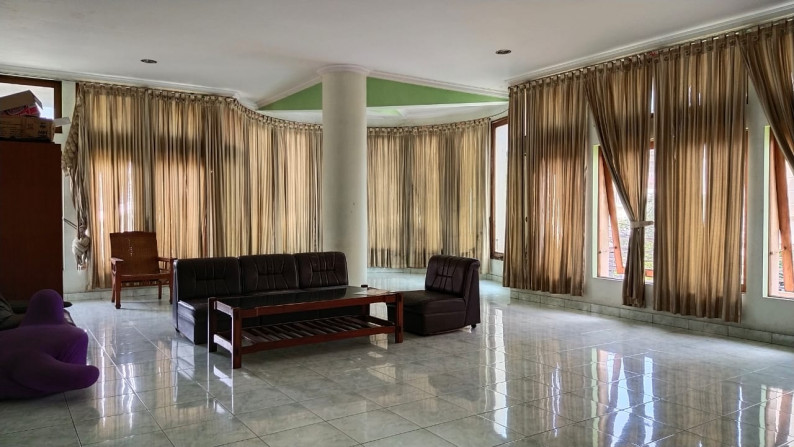 DIJUAL Rumah di Komplek Taman Harapan Indah (THI) - Jakarta Barat