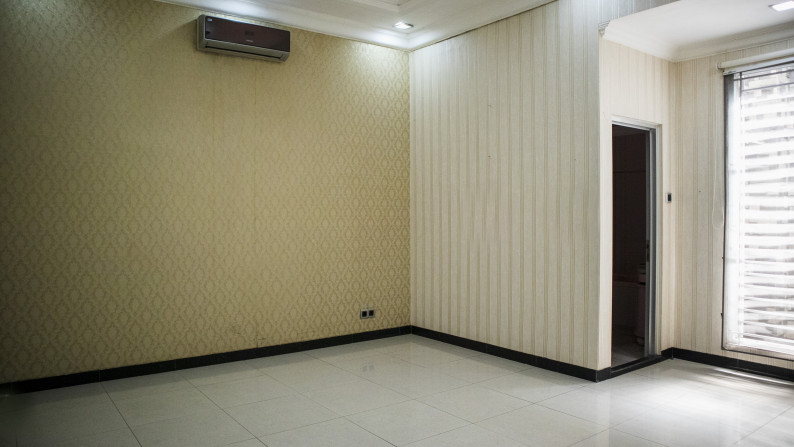 Dijual Rumah di Jl. Gudang Peluru - Tebet - Jakarta Selatan