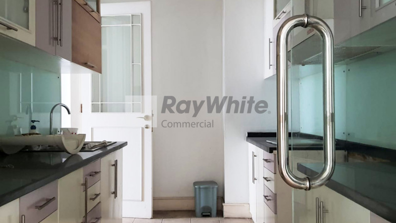 Dijual Apartemen 3 BR di Grand ITC Permata Hijau - Jakarta Selatan