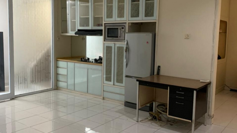 Rumah Semi furnished Collinare foresta