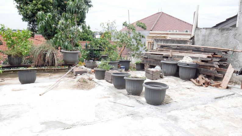 Rumah 2 Lantai, Bebas Banjir di Pesanggrahan