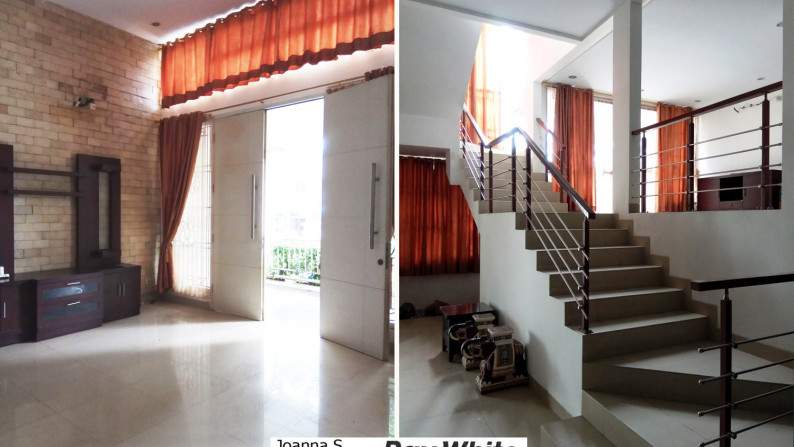 Dijual Rumah Mewah Split Level di East Esplanade, Grand Wisata, Bekasi