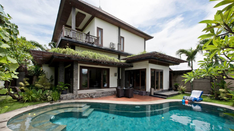 3 Bedrooms Villa In Prime Area Of Seminyak Bali