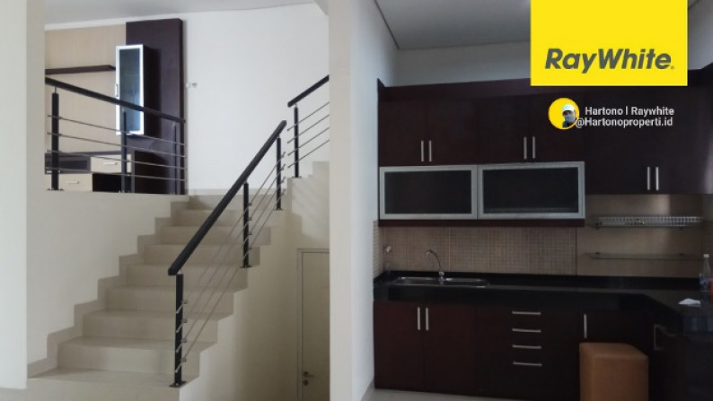Rumah mewah grand wisata design split level