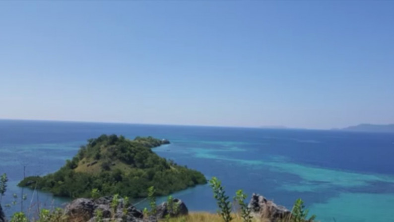 Spectacular 3 Hectares Beach Side in Labuan Bajo