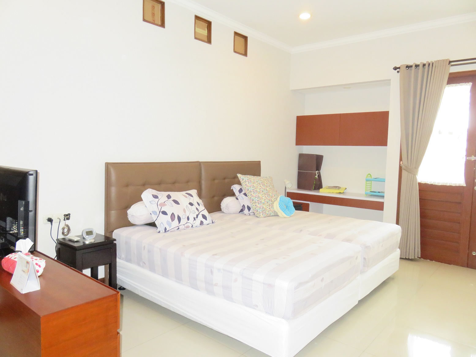 Freehold House In Expats Area Of Seminyak Close To Celebrity's Villa