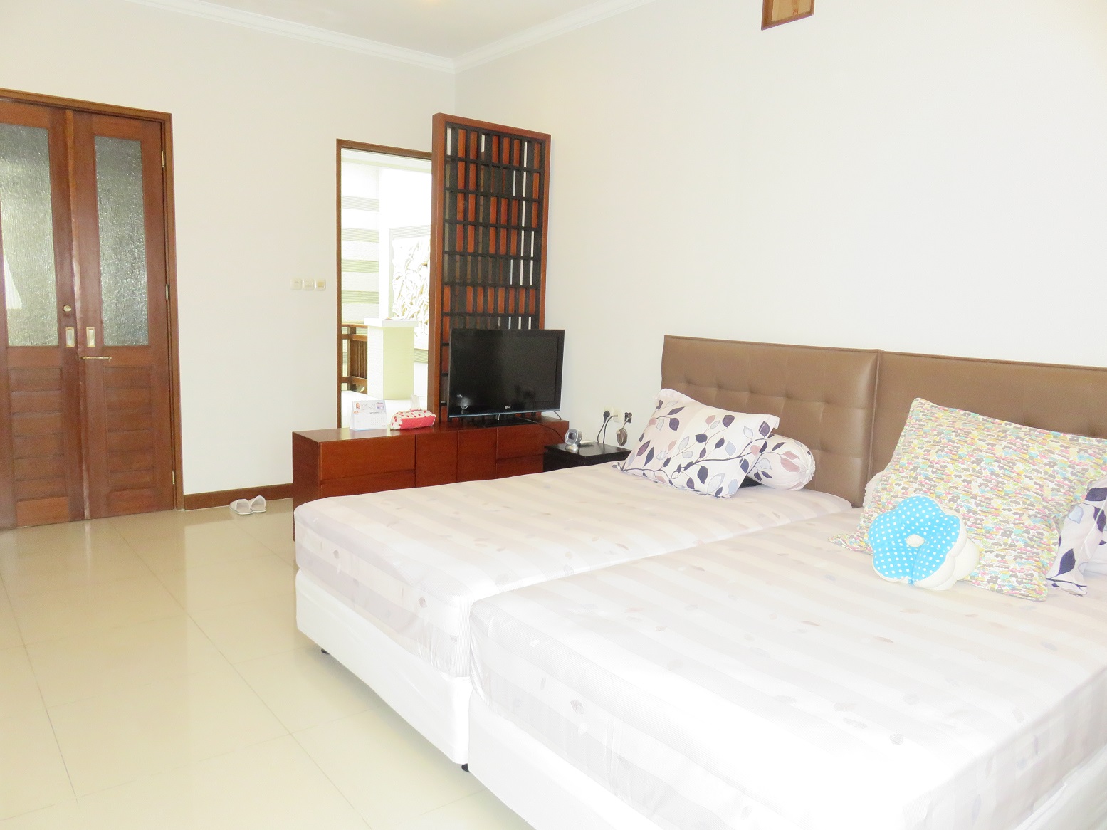 Freehold House In Expats Area Of Seminyak Close To Celebrity's Villa