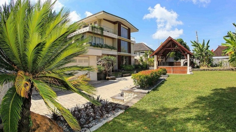 Luxury 4 Bedrooms Modern Villa In Ungasan With Sea View