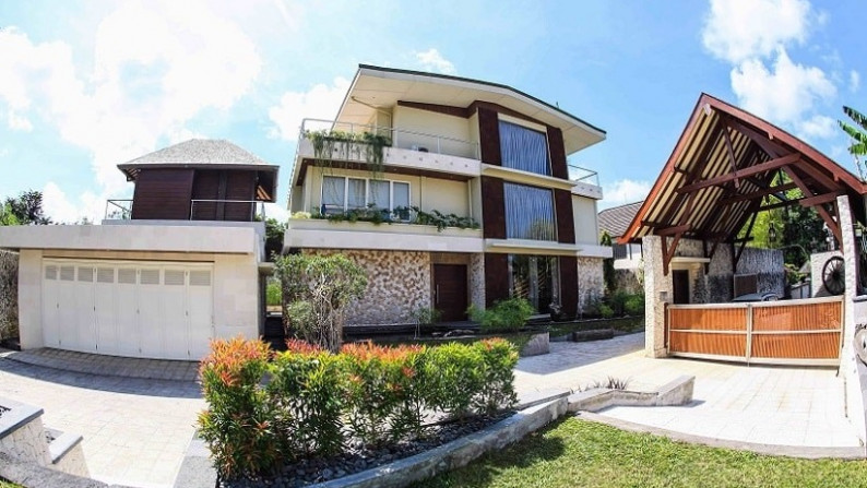 Luxury 4 Bedrooms Modern Villa In Ungasan With Sea View