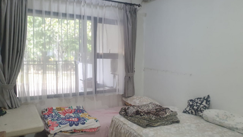 Rumah Depan Taman, Siap Huni, dan Hunian Nyaman @Graha Adena