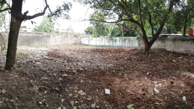 Tanah Ngantong Jarang Ada, Jual Cepat.. Murah Simprug Garden, Luas 560m2