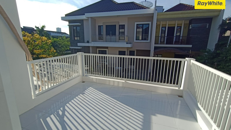 Rumah Bagus 2 lantai di Taman Mutiara Pakuwon City, Surabaya