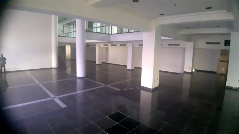Gedung 7 Lantai Siap Pakai Dan Operasional @Jl TB Simatupang
