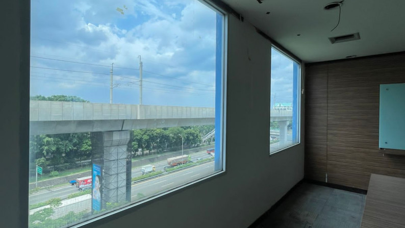 Gedung 7 Lantai Siap Pakai Dan Operasional @Jl TB Simatupang