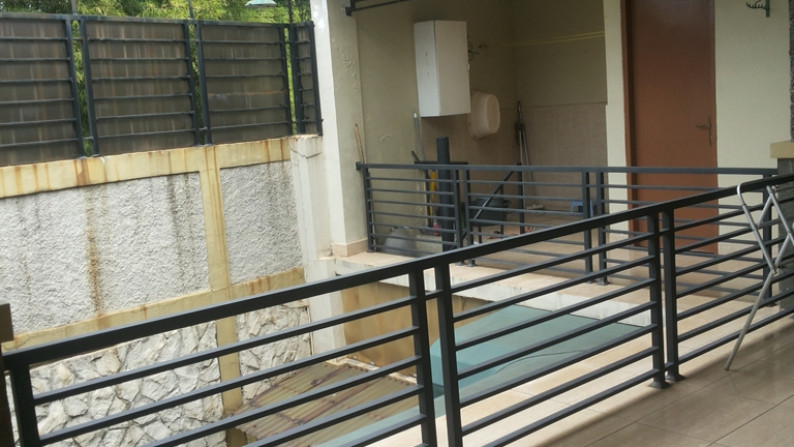 Rumah Bagus,siap huni,minimalis di Sektor 9 Bintaro Jaya