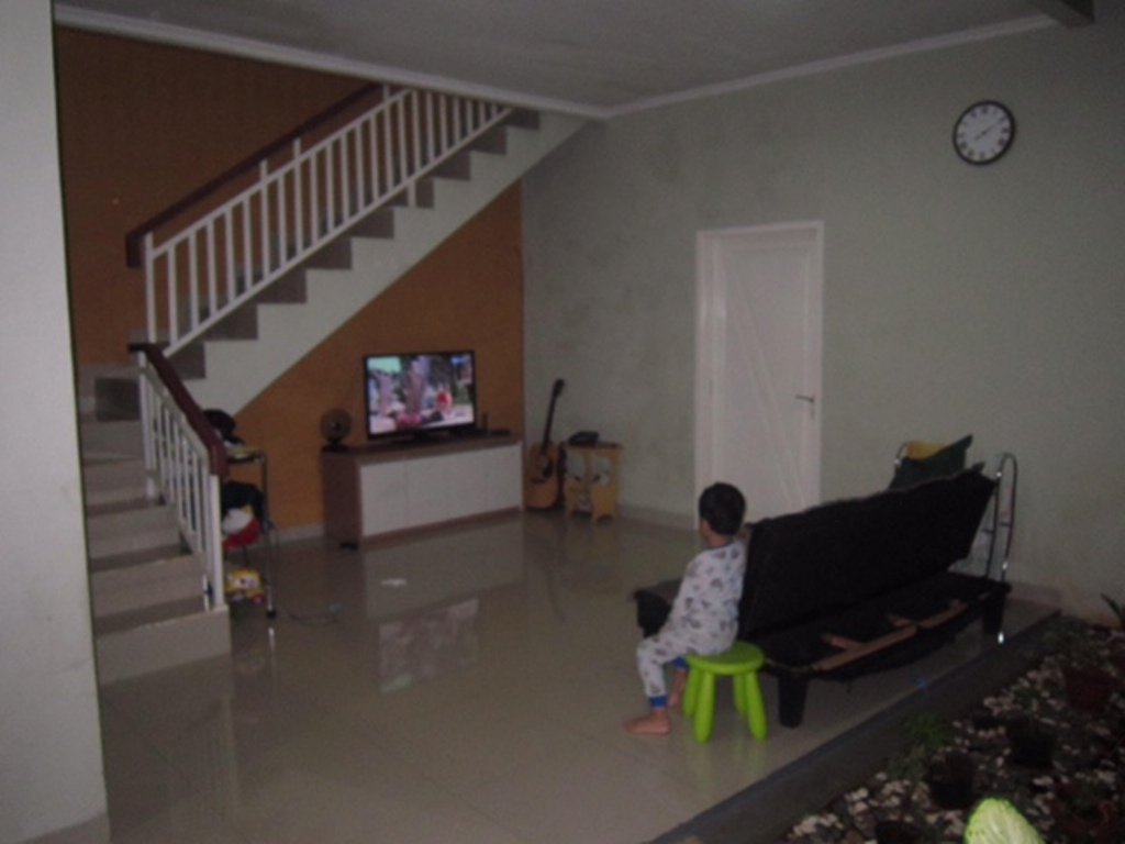 Rumah Di jual  2 lantai Bagus siap huni Bintaro Jaya.