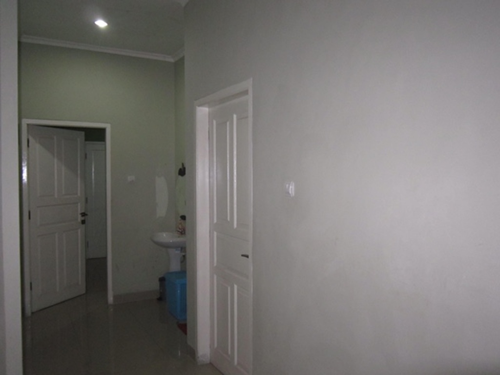 Rumah Di jual  2 lantai Bagus siap huni Bintaro Jaya.