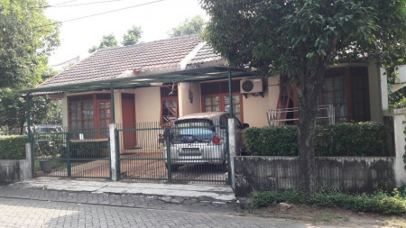 Rumah minimalis,Bagus di Bintaro Jaya sektor 4