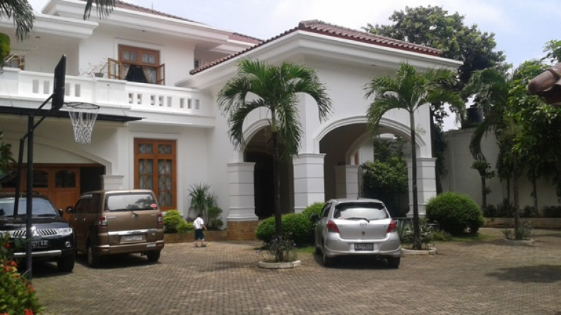 Rumah LUX di bintaro jaya sektor 7
