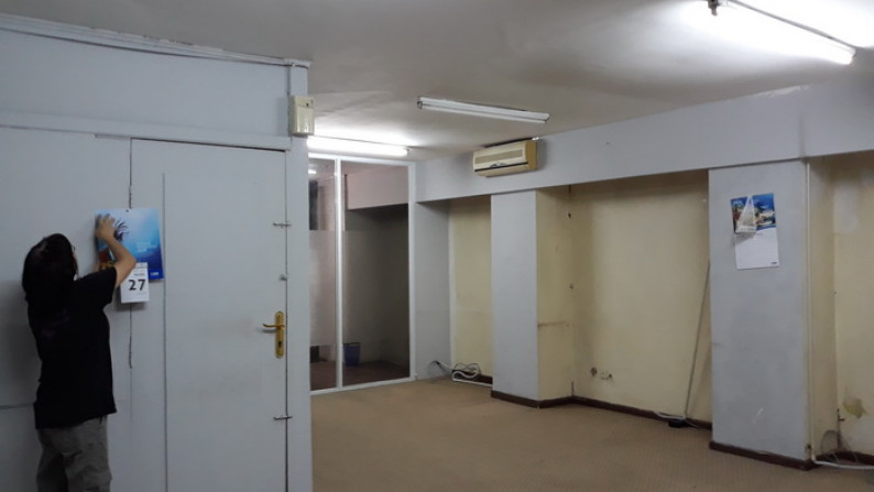 For Rent Ruko @ Tomang Tol - Lantai 1 - Taman Kedoya Baru - Jakarta Barat