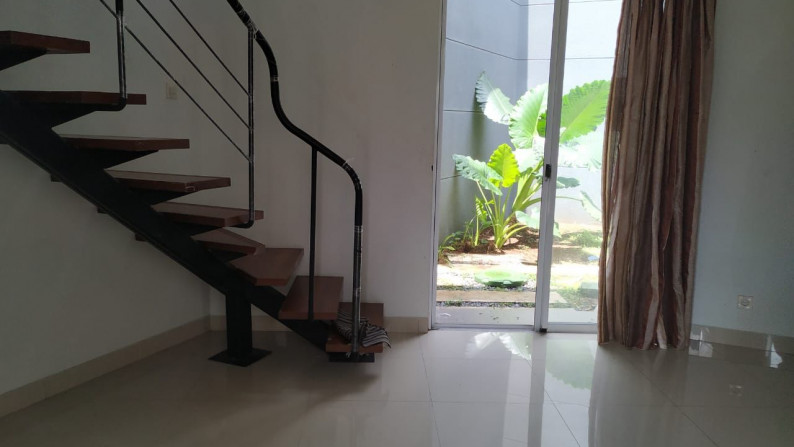 Rumah Bagus Di Cluster Discovery Divine Bintaro Jaya