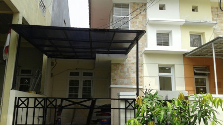 Rumah Bagus,dalam cluster di Bintaro Jaya 9 