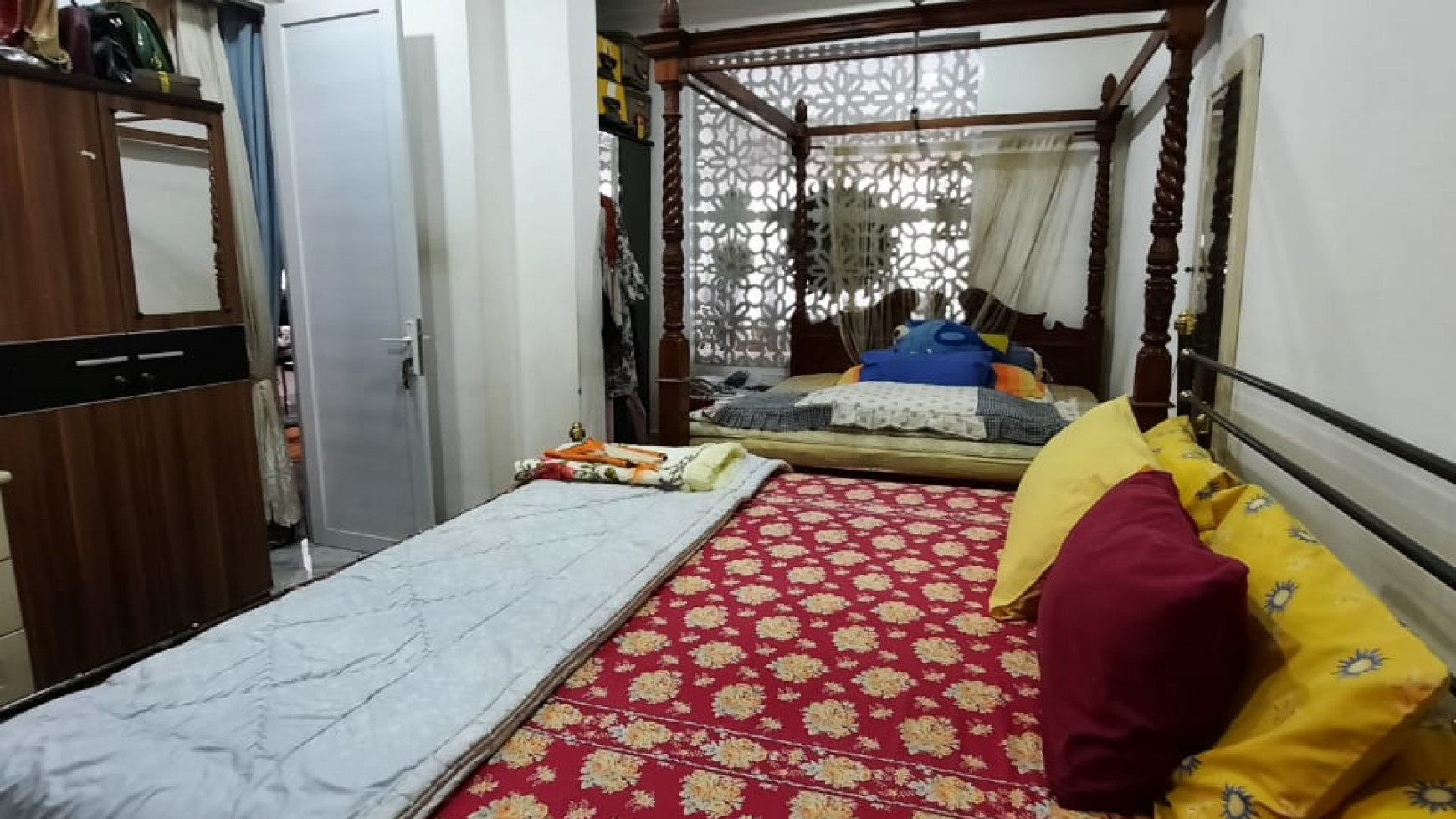 Rumah MEWAH, Siap Huni, dan Strategis @Villa Graha Hijau, Ciputat