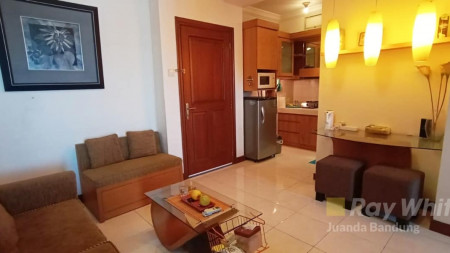 Furnished Apartment 2 BR Majesty Surya Sumantri terawat siap pakai dijual