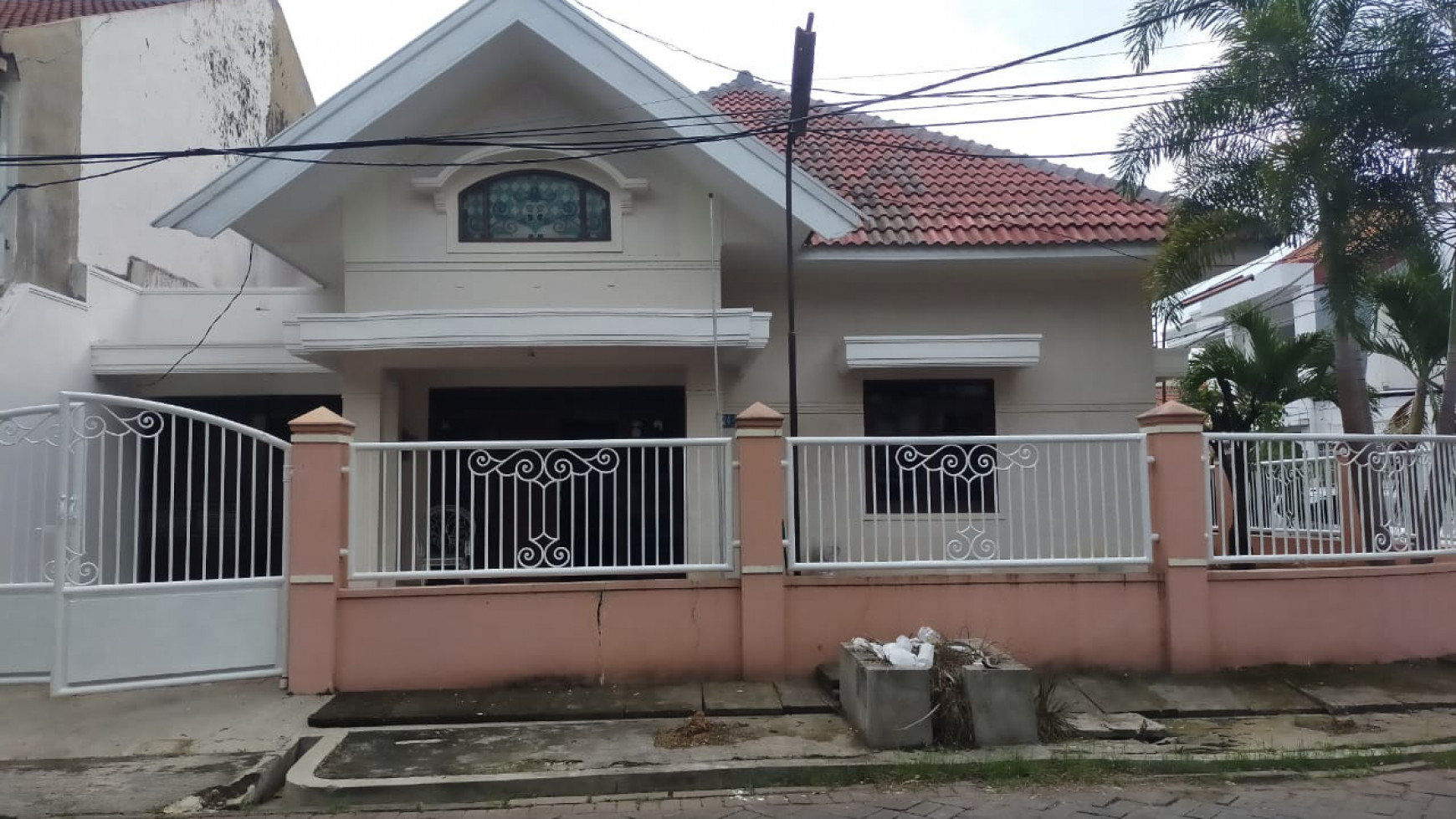 Disewa Rumah Manyar Tirtoasri VII