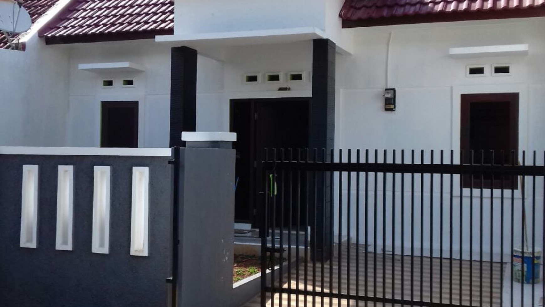 Rumah Cantik,Baru di Jombang Tangerang Selatan