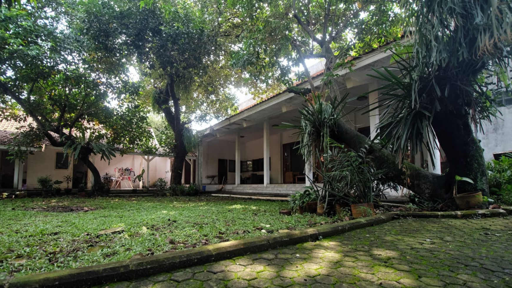 Rumah di Cilandak Jakarta Selatan