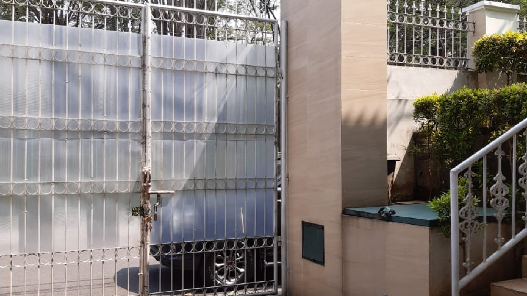 Rumah Lux siap huni di pondok indah