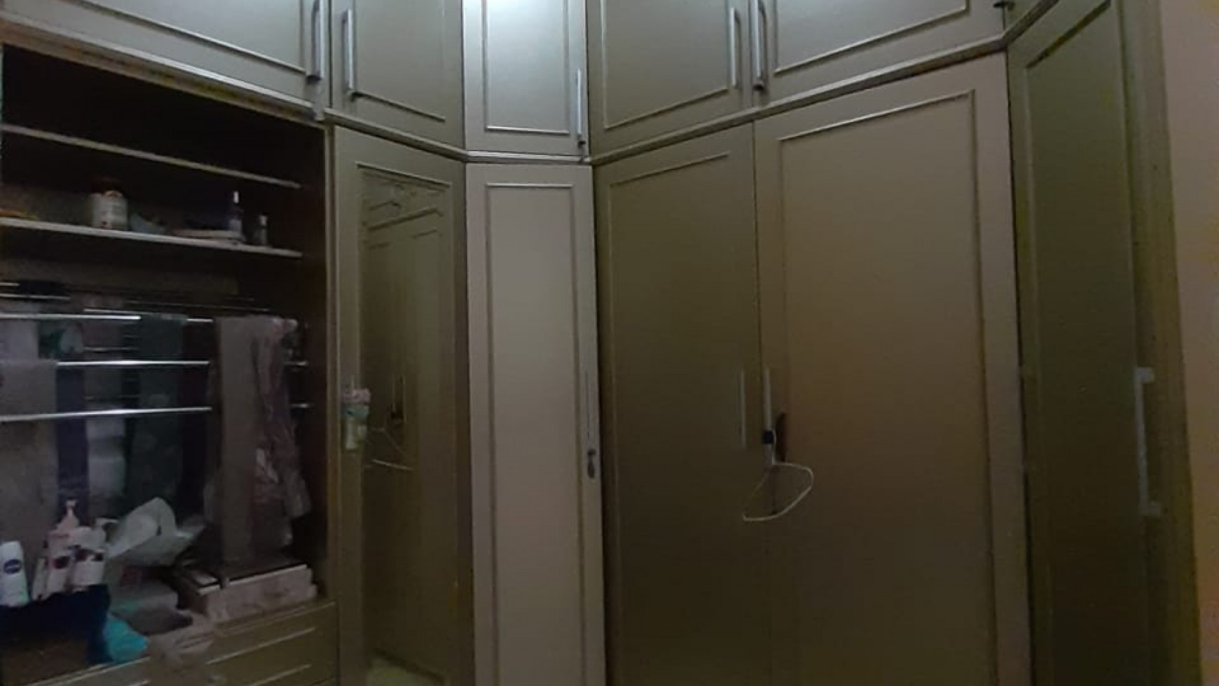 Rumah Lux siap huni di pondok indah