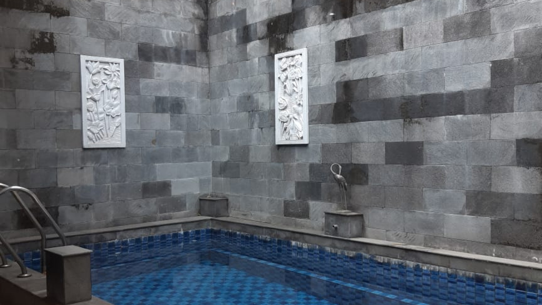 Rumah Lux siap huni di pondok indah