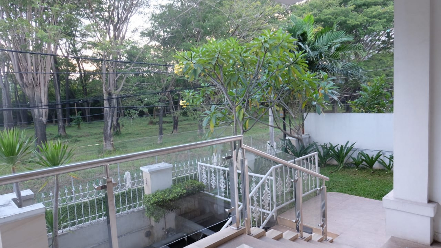 Rumah Lux siap huni di pondok indah