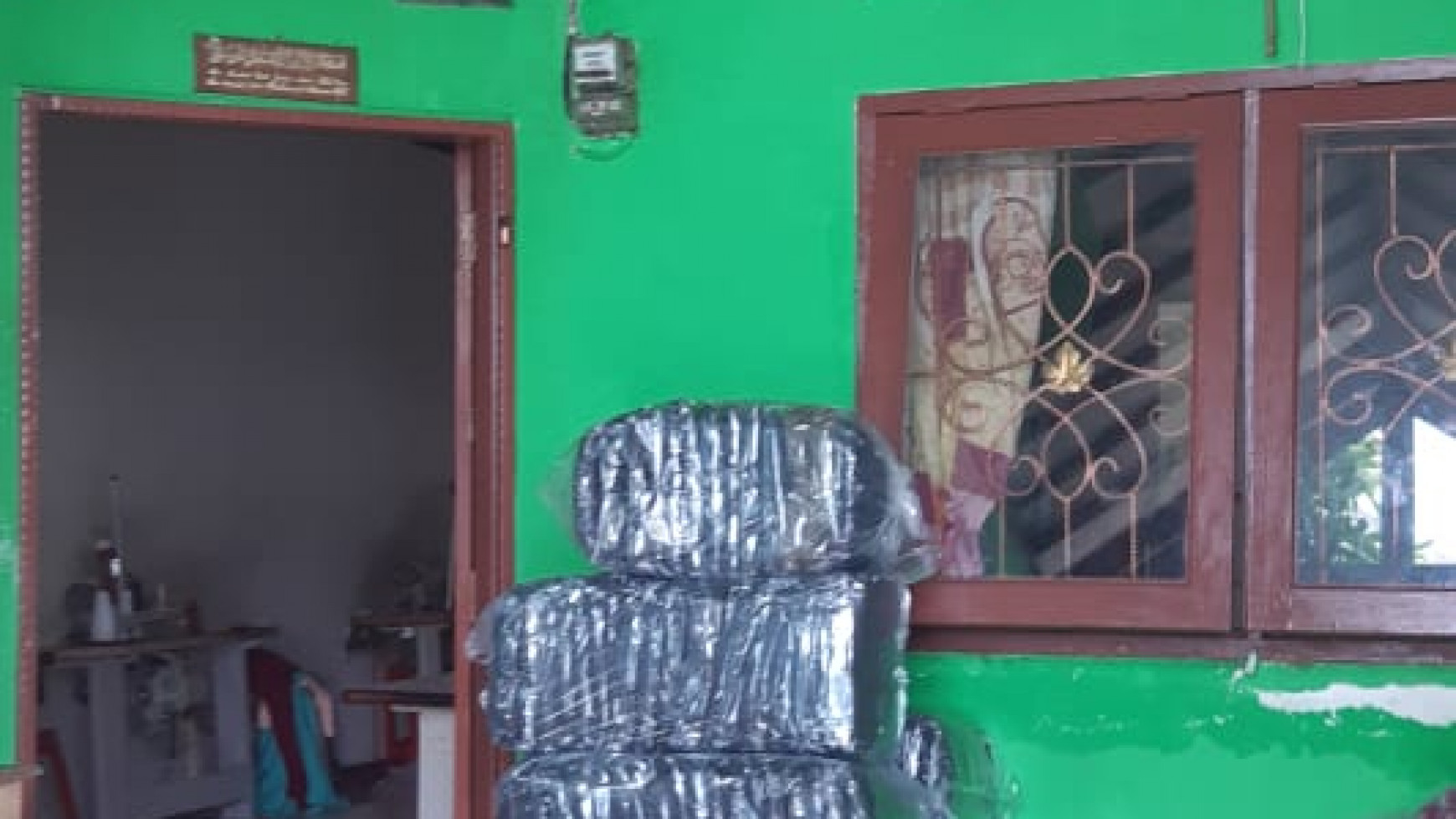 Rumah siap huni di Ciledug Tangerang