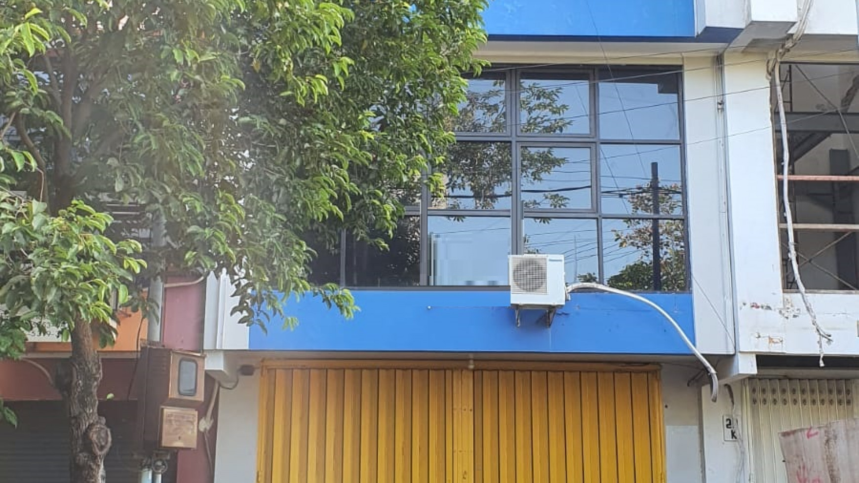 Ruko 3.5 lantai Pusat Kota di Jl Embong Ploso, Surabaya