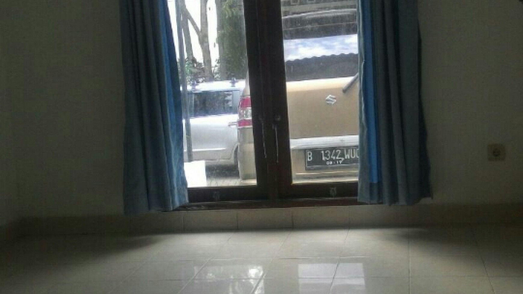 Rumah Mungil Nan Asri Di Sawangan Ciputat