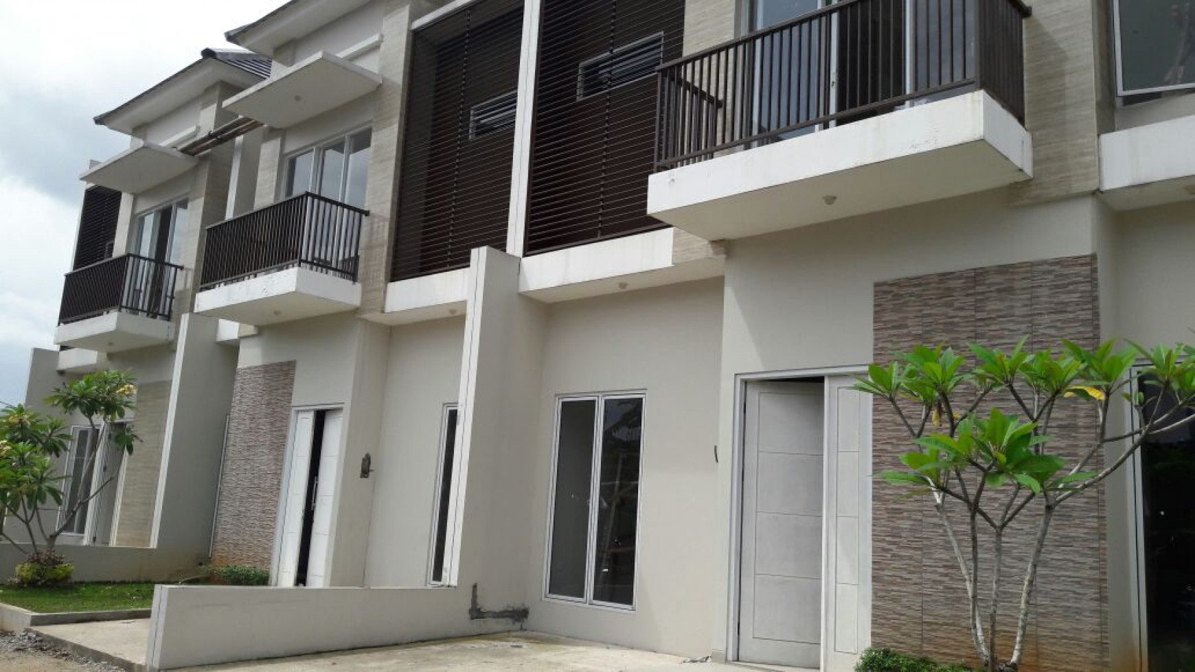 Rumah dalam cluster di ciputat tangerang