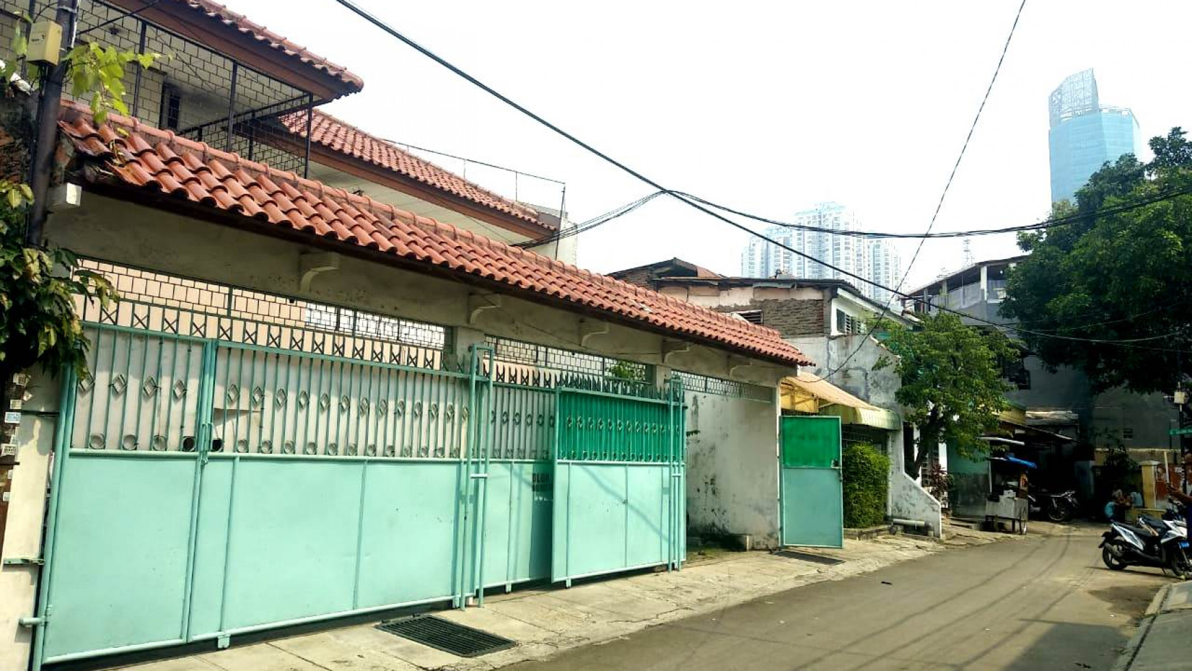 Rumah bagus, siap huni di jakarta