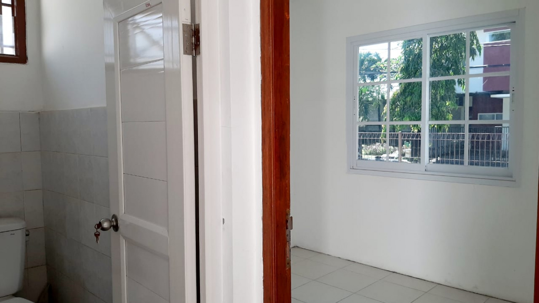 Dijual Rumah Lebar & Terang di Bintaro Jaya Sektor 3A - Tangerang